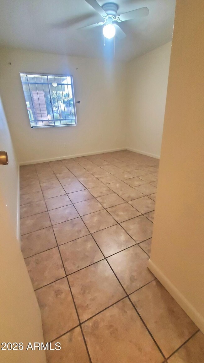 Building Photo - 4776 W Vía Cynthia