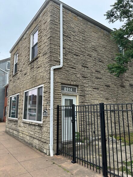 Building Photo - 8914 Reading Rd
