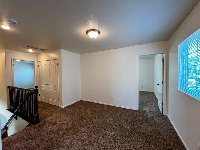 Building Photo - 1230 Sunup Dr