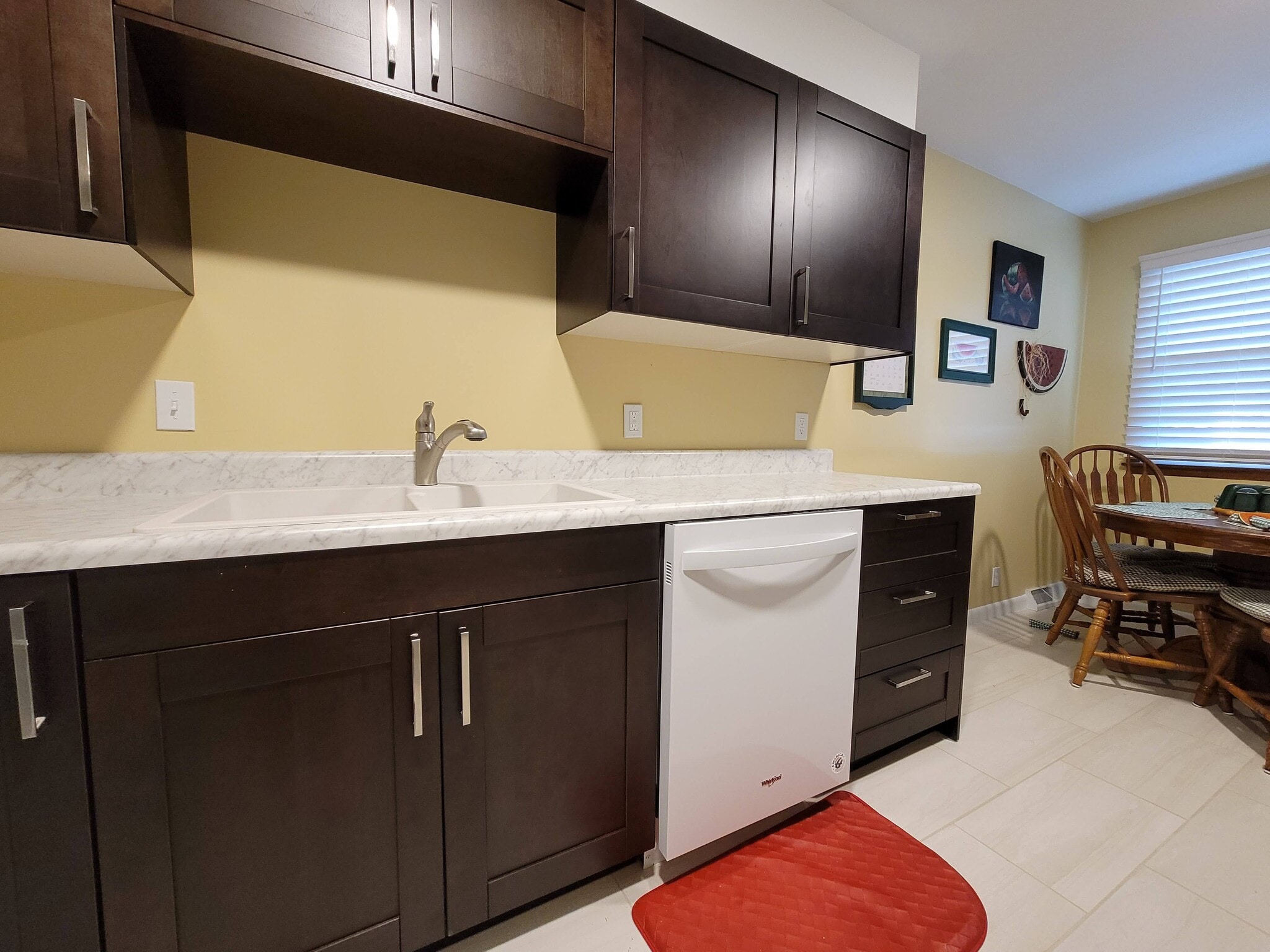 Kitchen - 3306 Briar Oak St