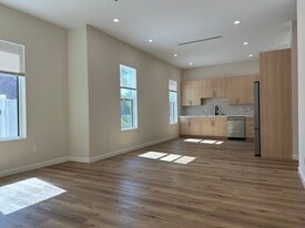 Building Photo - 6571 Ponce Ave