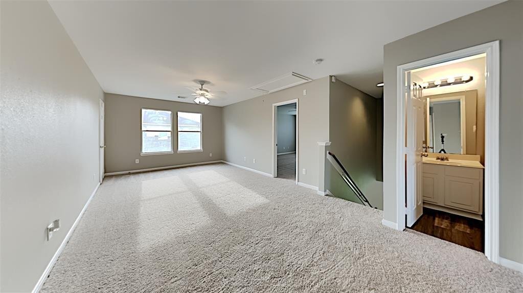 Building Photo - 15406 Lynford Crest Dr