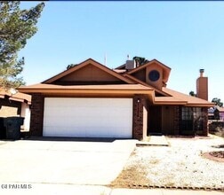 Building Photo - 11376 Tenaha Ave
