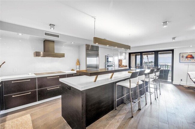 Building Photo - 4450 Gulf Blvd