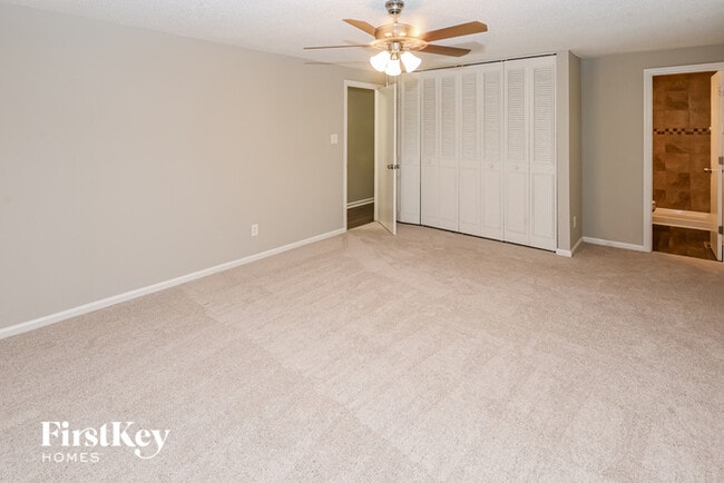 Building Photo - 10800 Balbriggan Ct