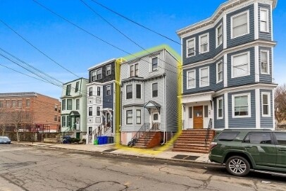 Building Photo - 225 E Eagle St