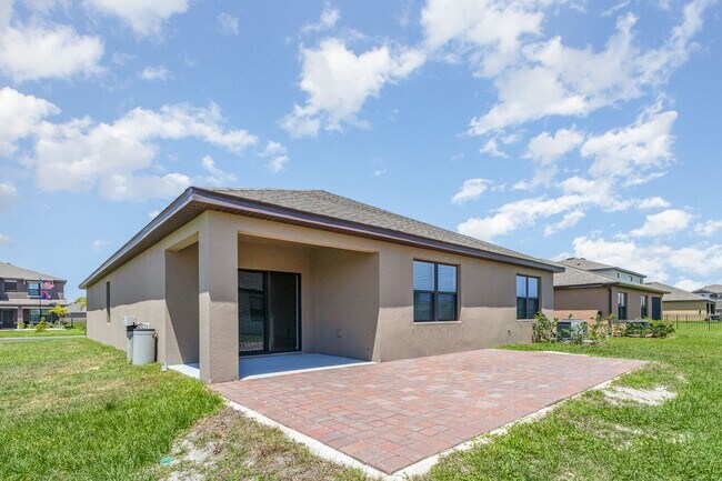 Building Photo - 6714 Topaz Dr