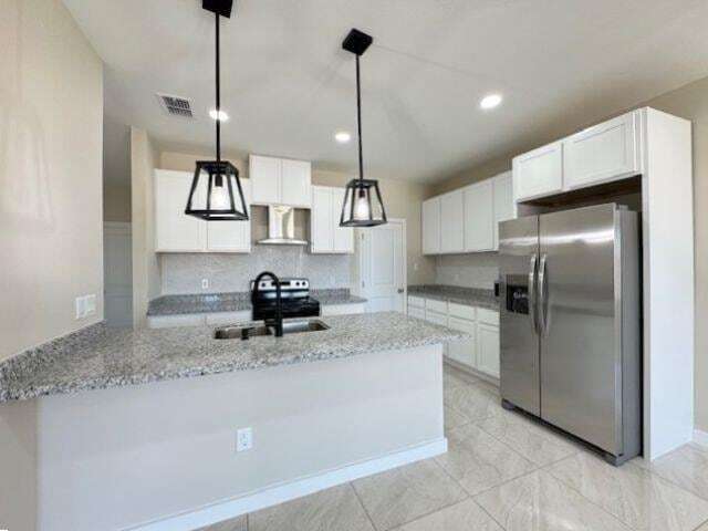 Building Photo - 6702 El Freno Ln