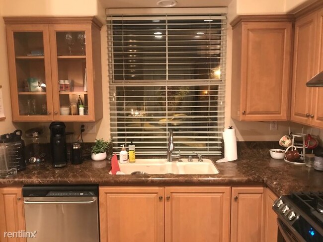 Building Photo - 2 br, 2 bath Condo - 2806 Cherrywood