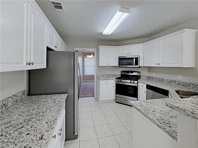 Building Photo - 362 Anita Dr