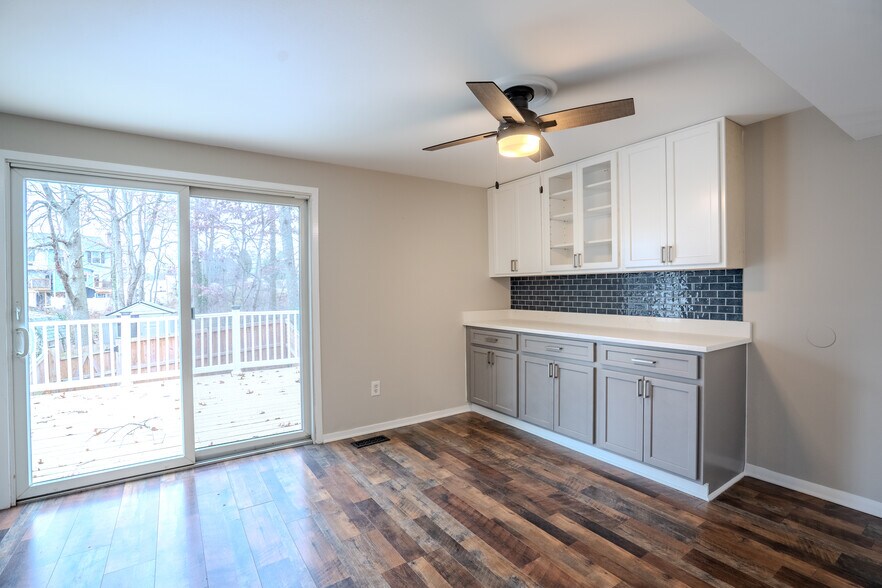 Building Photo - 8505 Castlemill Cir