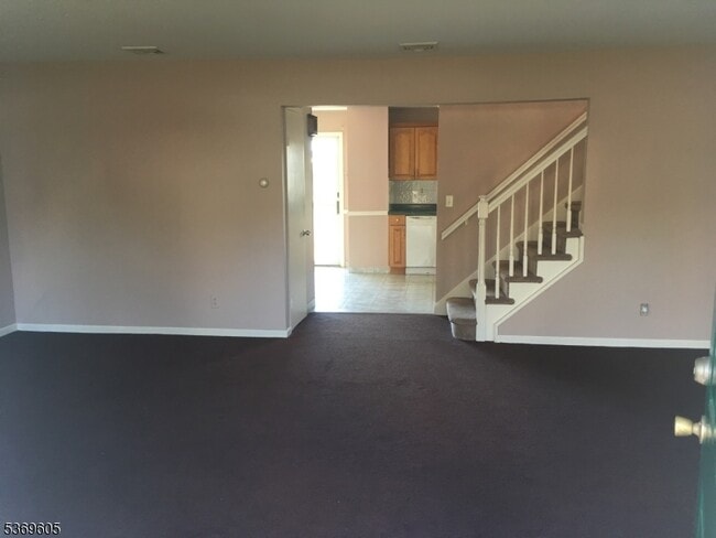 Building Photo - 1558 Alps Rd