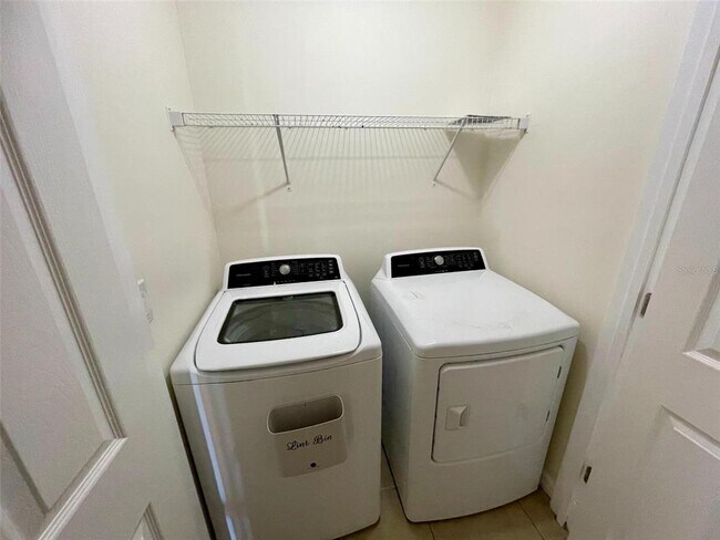 Building Photo - 5521 Gillot Blvd