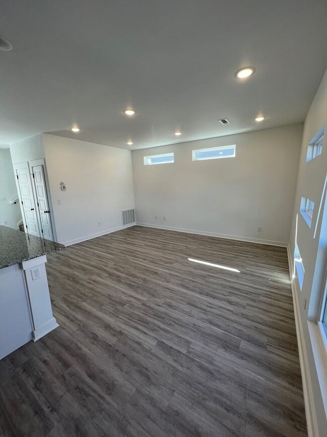 Building Photo - Featherston Village - Modern Living - LEASING SPECIAL!