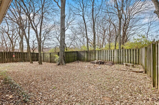 Building Photo - Wonderful two-story house