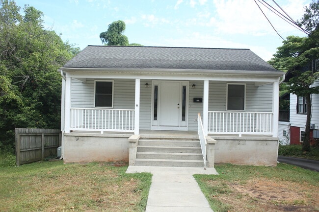 Building Photo - 211 Todd Ave