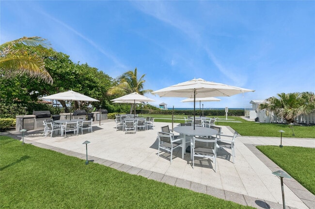 Building Photo - 333 NE 21st Ave