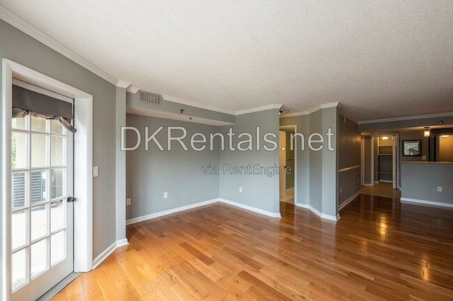 Building Photo - 795 Hammond Dr NE