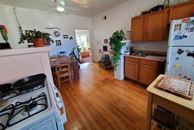 Building Photo - 2068 W Hutchinson St