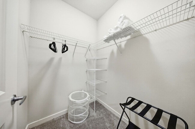 Building Photo - 1700 W Cleveland St