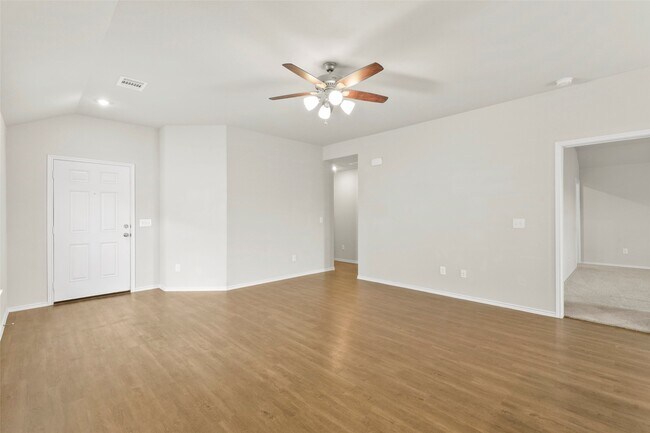 Building Photo - 363 Cumberland Forest Dr