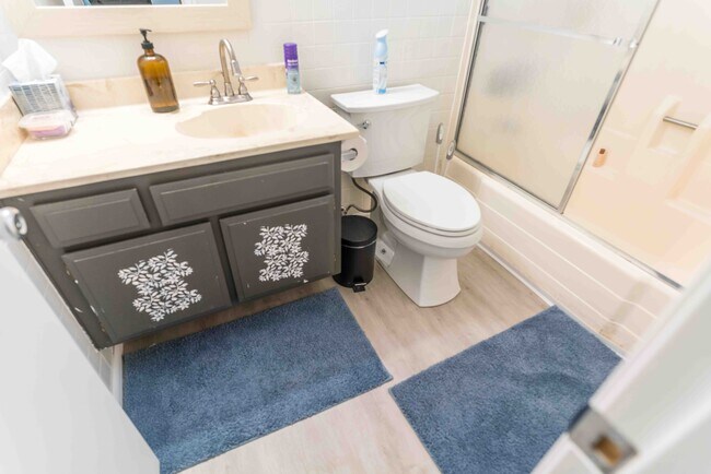 Building Photo - 2023 Habero Dr