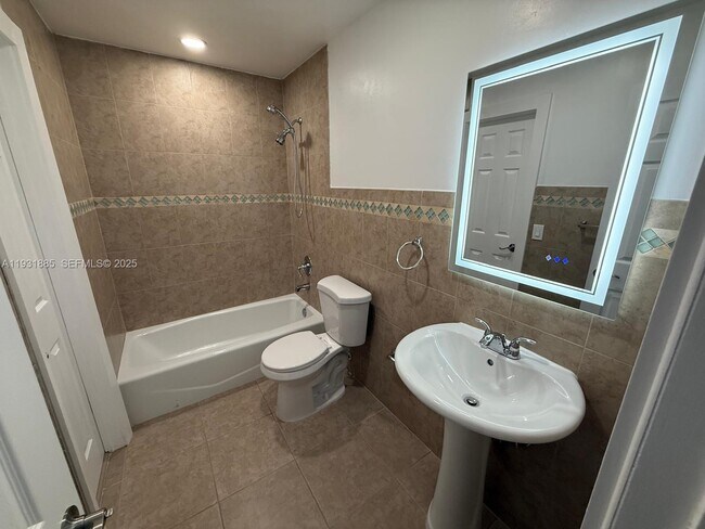 Building Photo - 7835 W 30th Ct