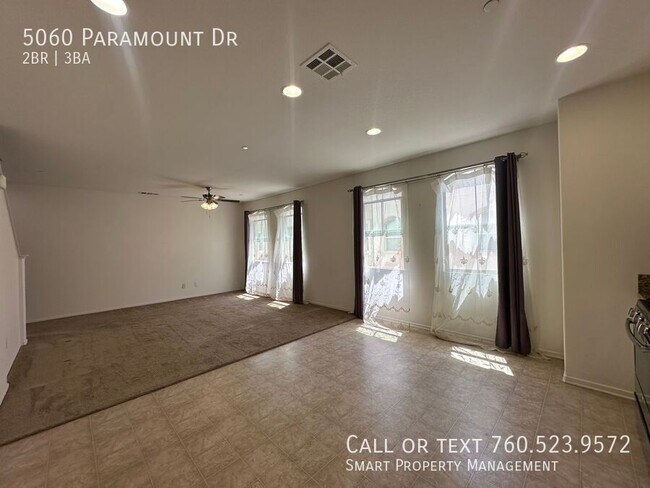 Building Photo - 5060 Paramount Dr