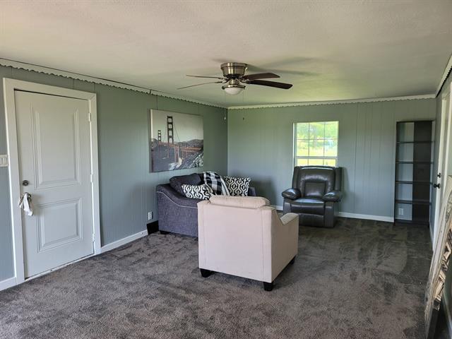 Building Photo - 5904 Lee St