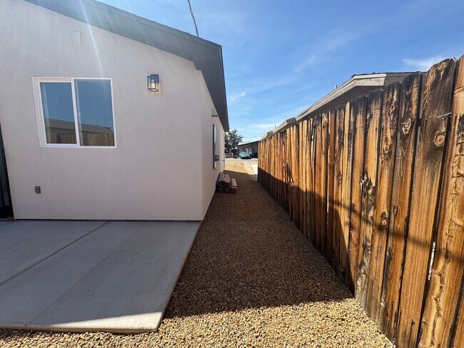 Building Photo - Brand New 2BR home with fenced yard