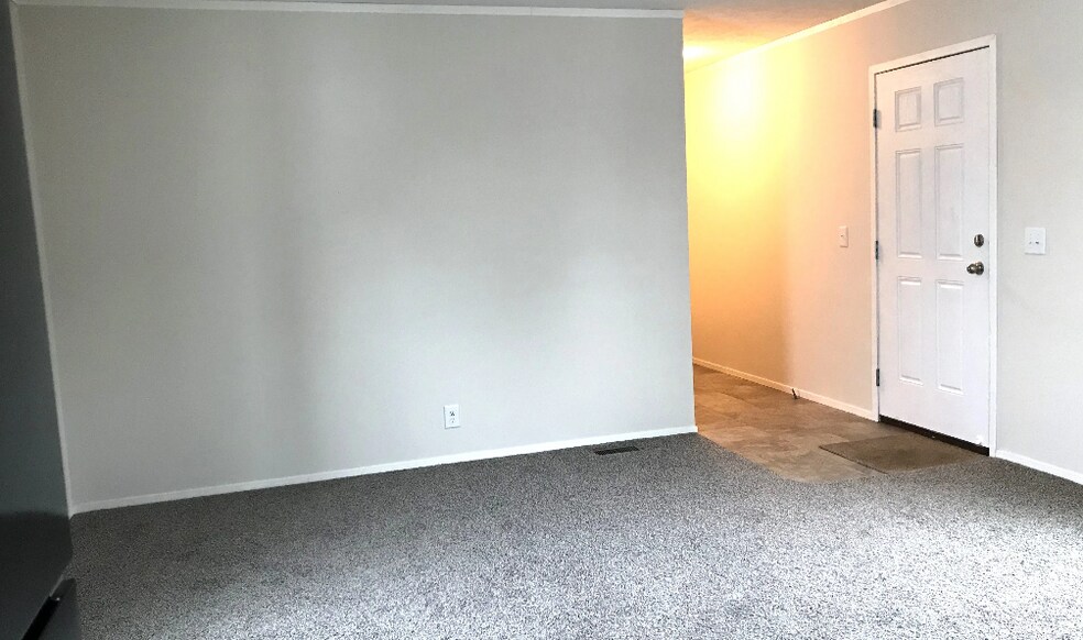Building Photo - 25192 Au Lac Dr N