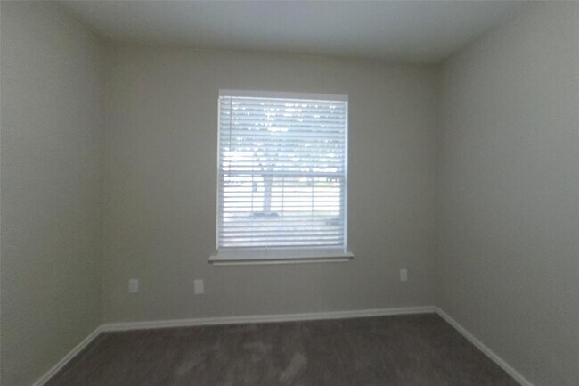 Building Photo - 302 Bird Dog Bend