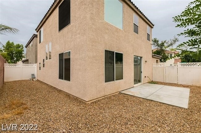 Building Photo - 8455 Adams Grove St