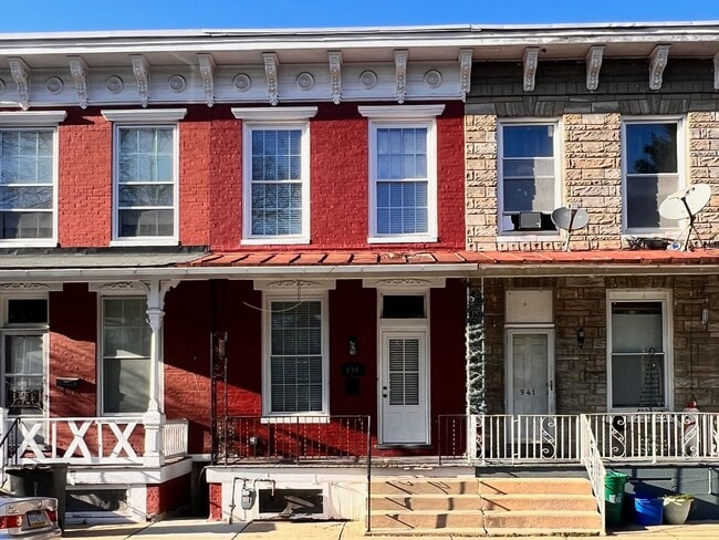 Primary Photo - Modern Townhome 2bd/1ba