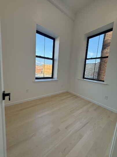 Building Photo - 59 Broadway