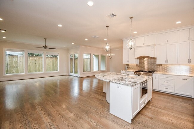 Building Photo - 810 Remington Glade Dr