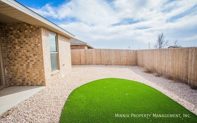 Building Photo - 1924 Langford Ave