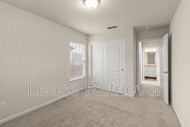 Building Photo - 223 W Prosperidad Way