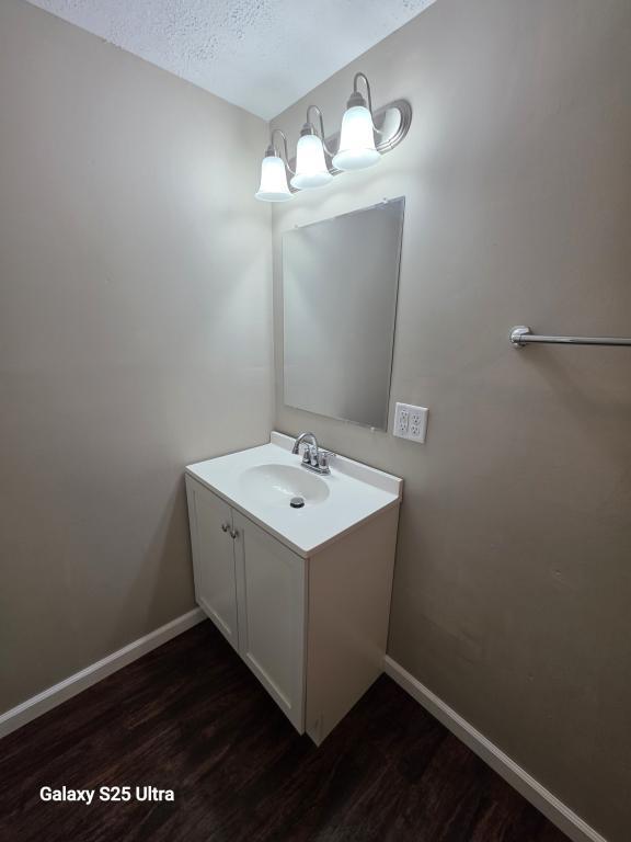 Building Photo - 623 W Main St