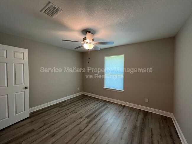 Building Photo - 6937 Trail Ride S