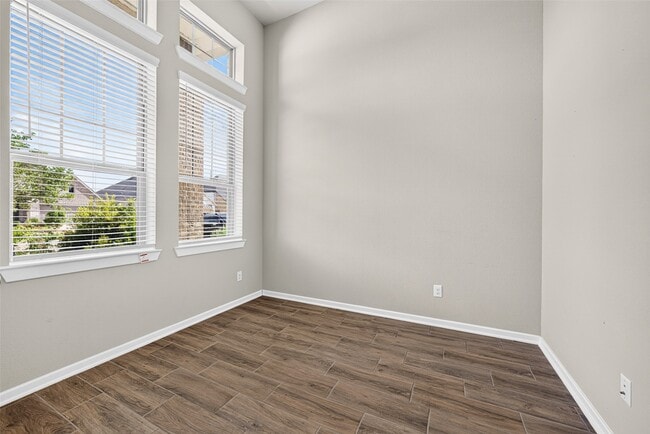 Building Photo - 29627 Mahogany View Ln