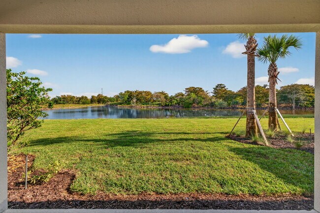 Building Photo - 15641 Gavello St