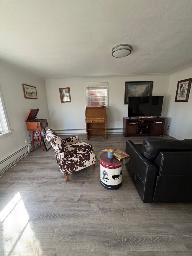 Building Photo - 514 Avenue D