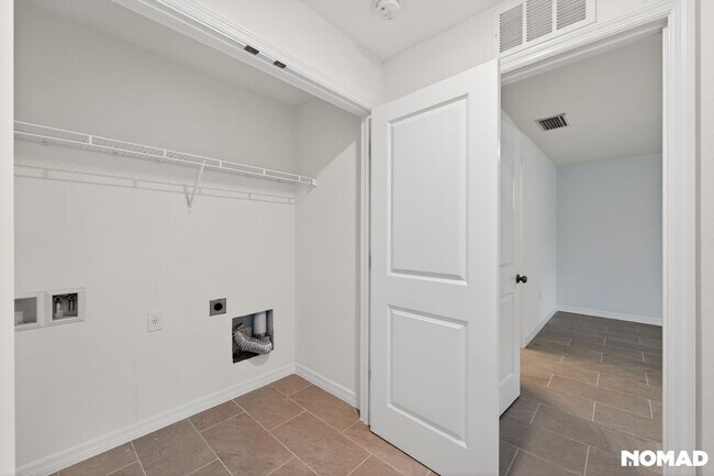 Building Photo - 18118 Sullivan Ave