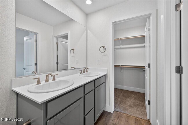 Building Photo - 1629 Icelandic Wy