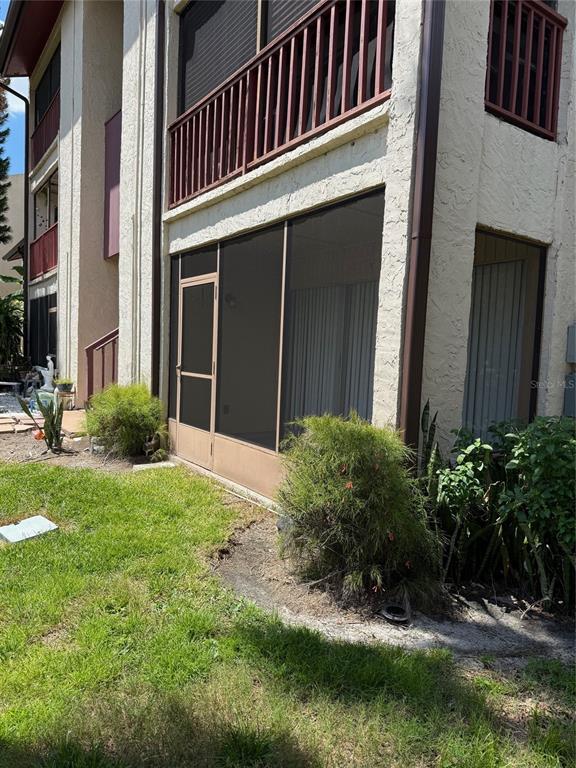 Building Photo - 3861 S Lake Dr
