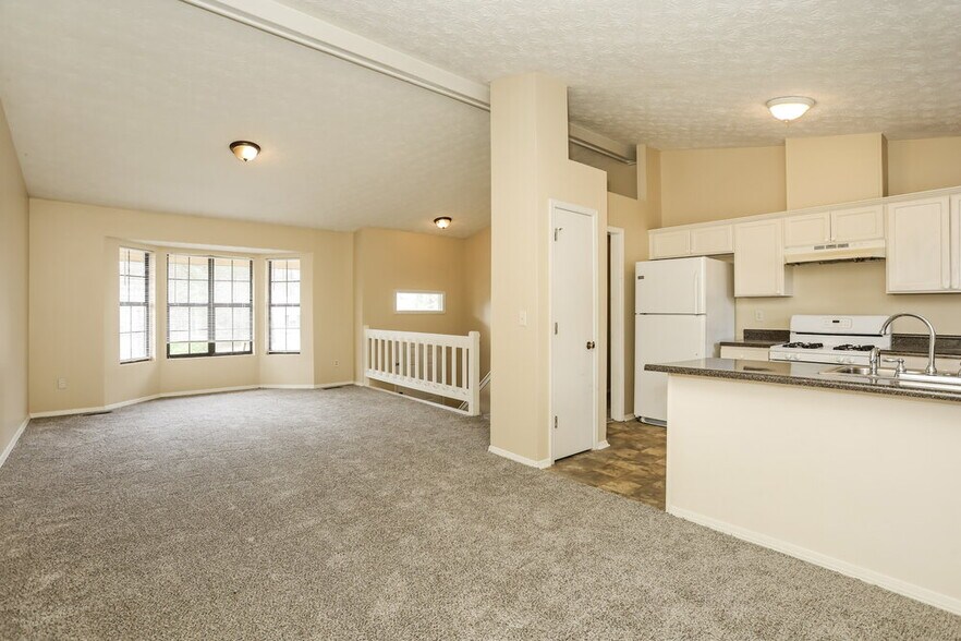 Building Photo - 5207 Great Meadows Rd
