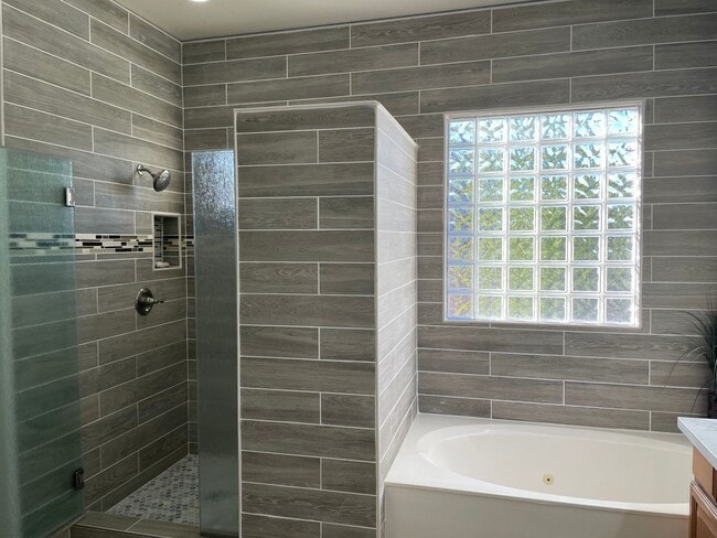 Building Photo - Gorgeous 4 Bed Single Level Home in DC Ranch Community, Scottsdale ++ with Pool & Solar.