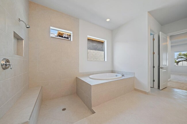 Building Photo - 12724 Nautilus Cir