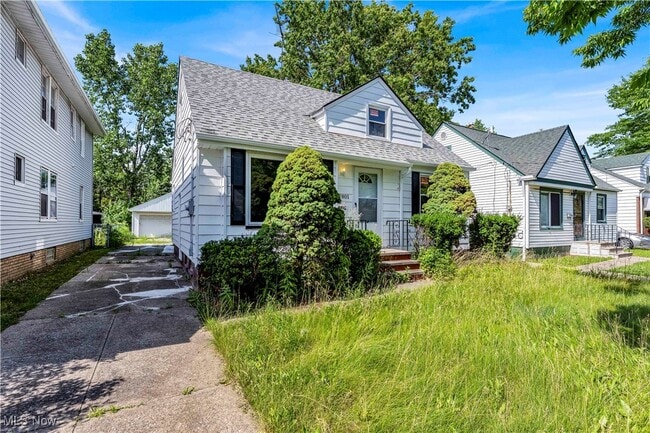 Building Photo - 17801 Grovewood Ave